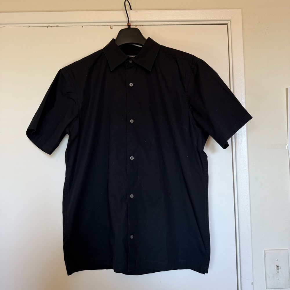 Banana Republic Classic Black Men's Shirt size M